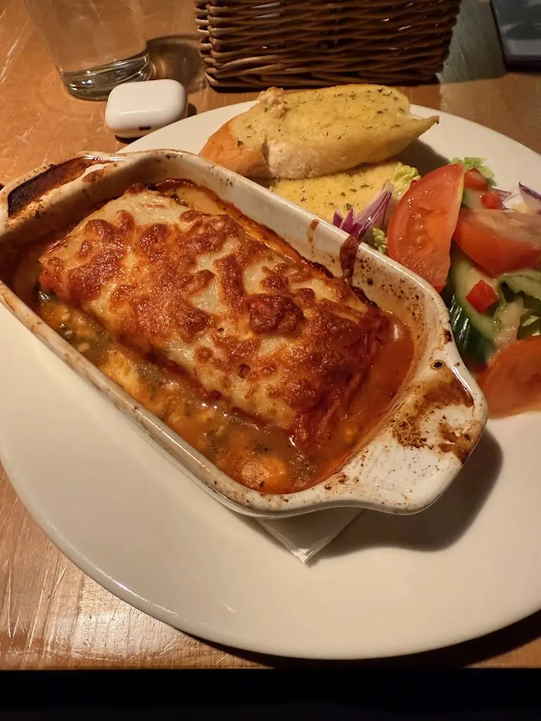 Chris Waters_The Warrener_Thetford_recensione