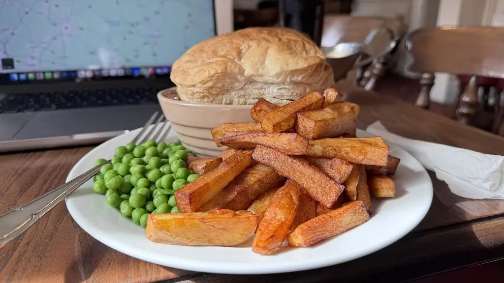 Neil Hargreaves_The George Inn_Alford_review