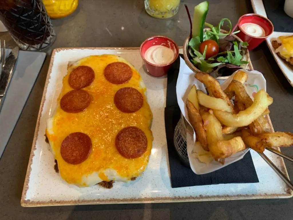 Menu_Manjaros Restaurant Ingleby Barwick_Thornaby-on-Tees_image_8