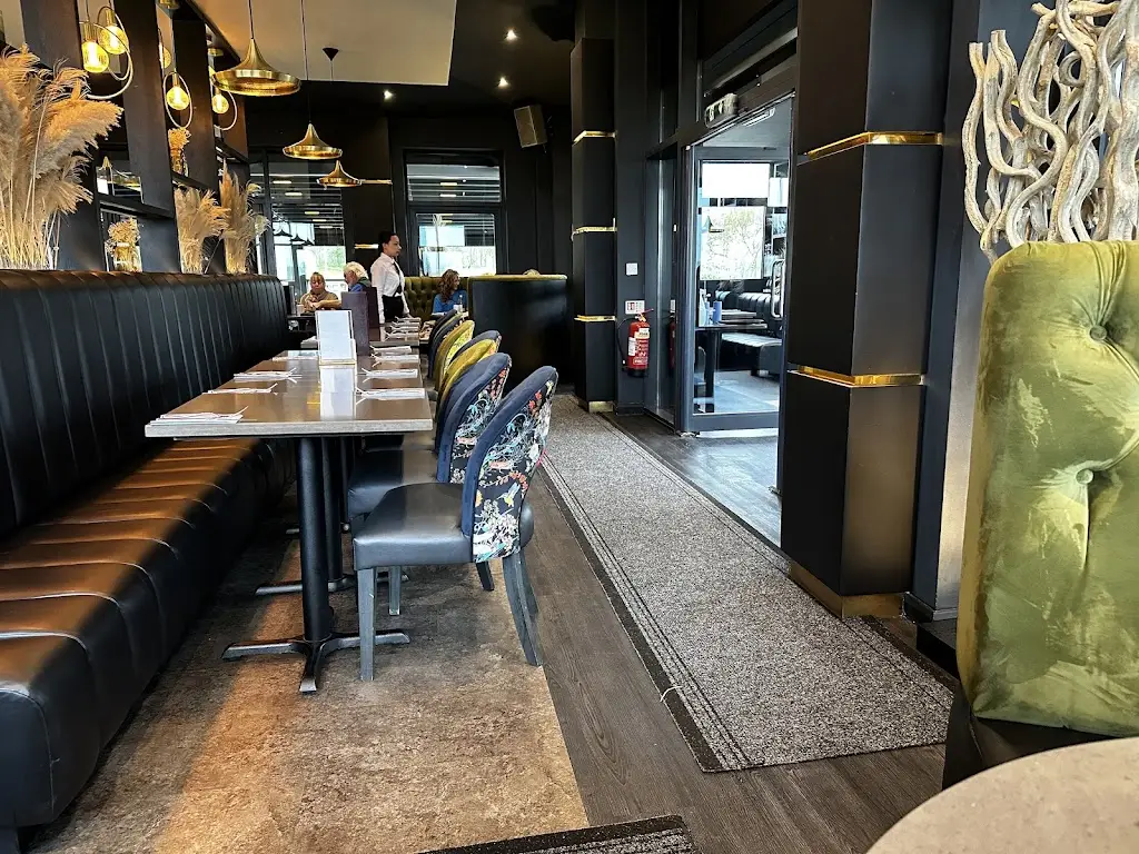 Manjaros Restaurant Ingleby Barwick_Thornaby-on-Tees_slider_image_1