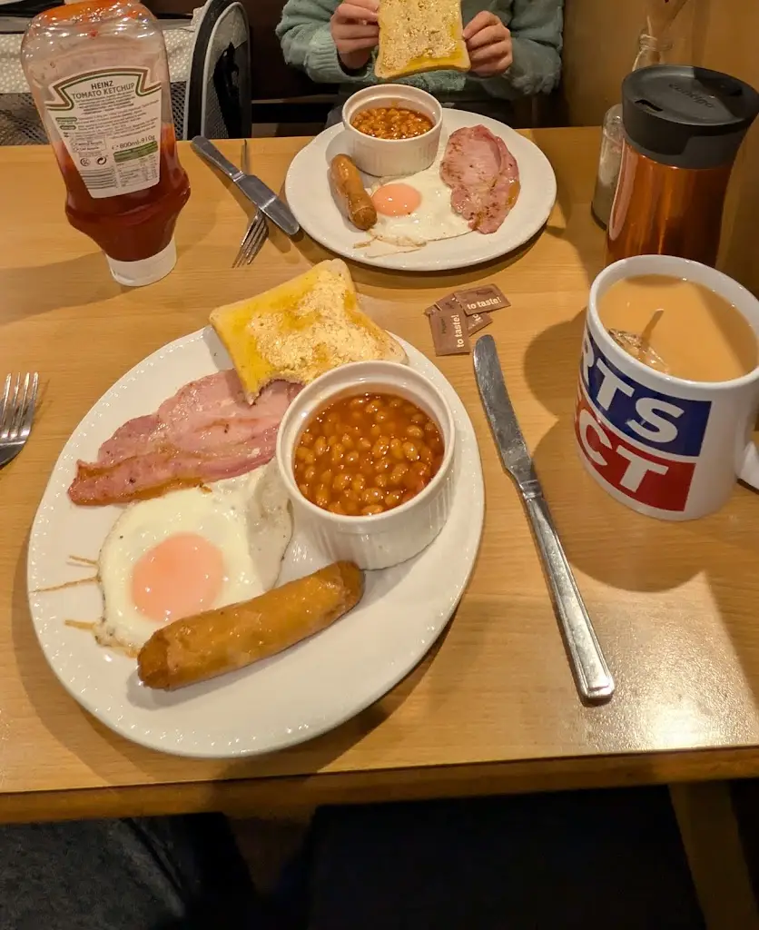 David Israel_The Great British Diner at LS23 7FE_Thorp Arch_review