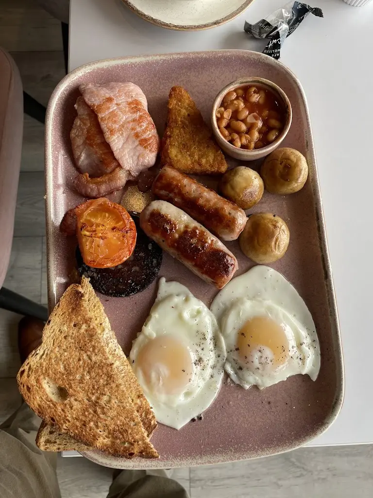 Menu_Amor Cafe and Bistro_Bebington_image_6