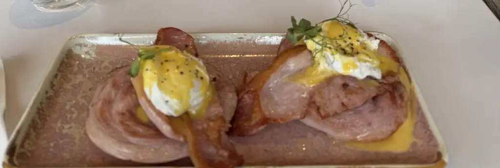 Cal_Amor Cafe and Bistro_Bebington_review