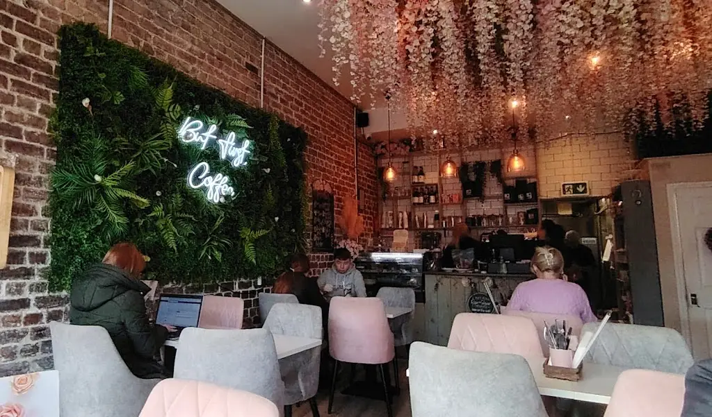 Amor Cafe and Bistro ristorante a Bebington