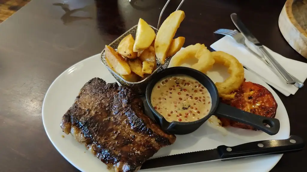 Menu_The Camerton_Thorngumbald_image_8