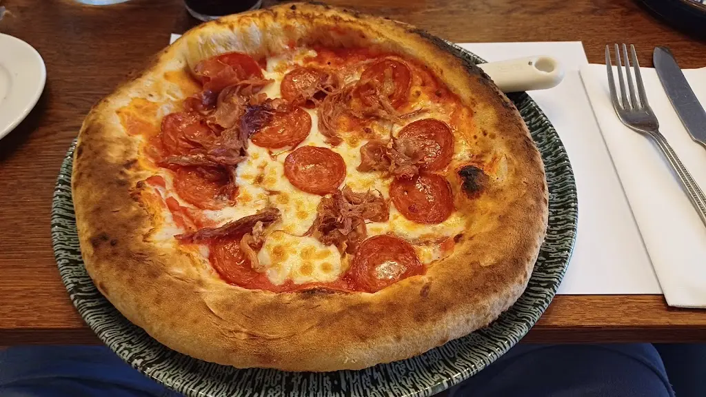 alan reeves_The Rose and Crown Thorney_Thorney_review