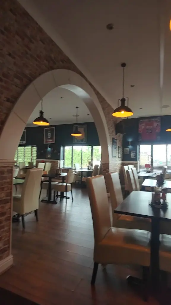 Route 47 American Steakhouse and Grill_Thorney_slider_image_2