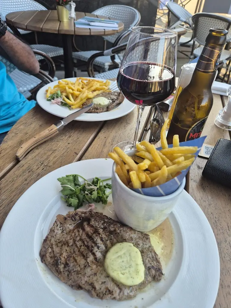 Anji Strickley_Côte Peterborough_Thorney_review