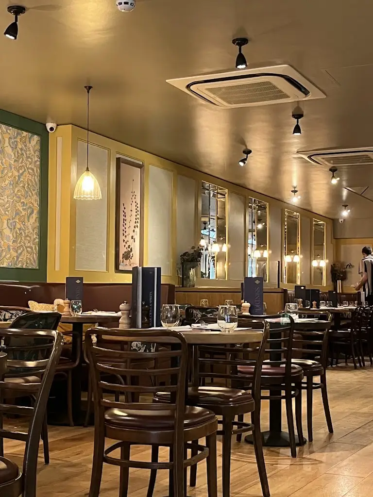 Côte Peterborough_Thorney_slider_image_3