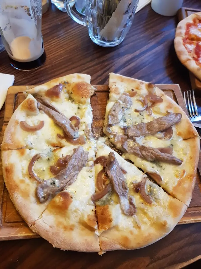 Mister Dighton_Royal George Thornbury_Thornbury_review