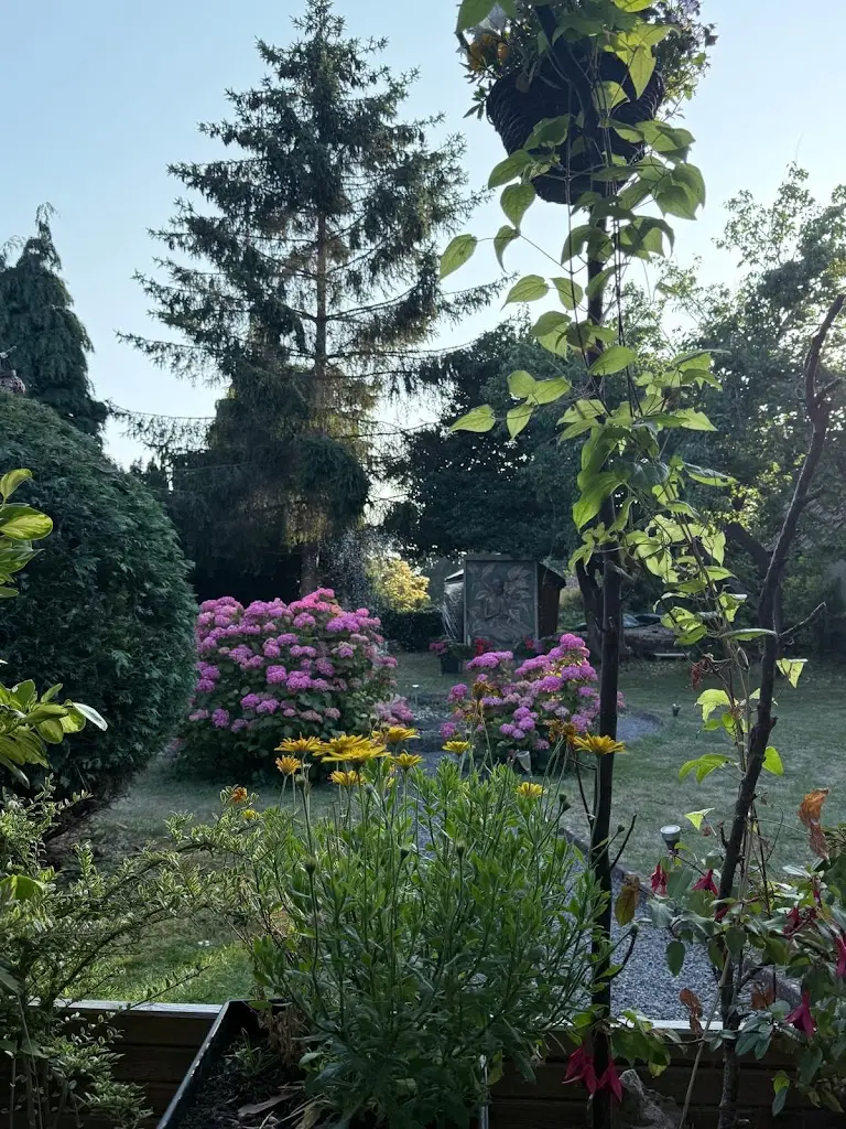 Neil Matthews_Thai Basil_Thornbury_review