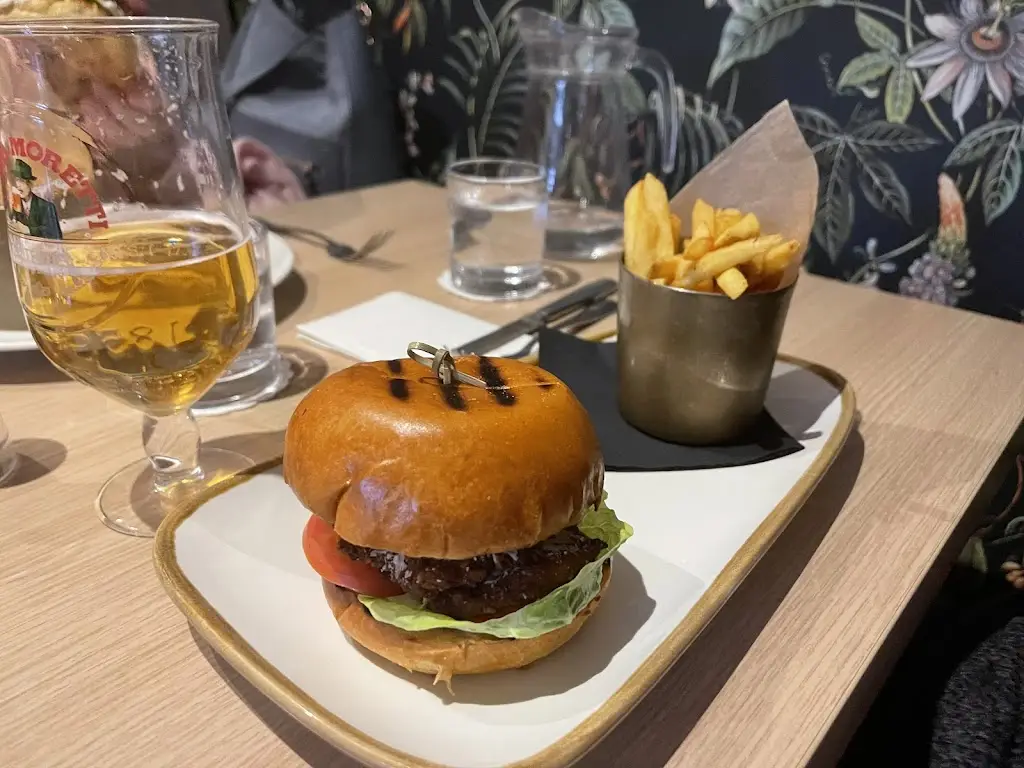 The Restaurant at Lifehouse_Thorpe le Soken_slider_image_3