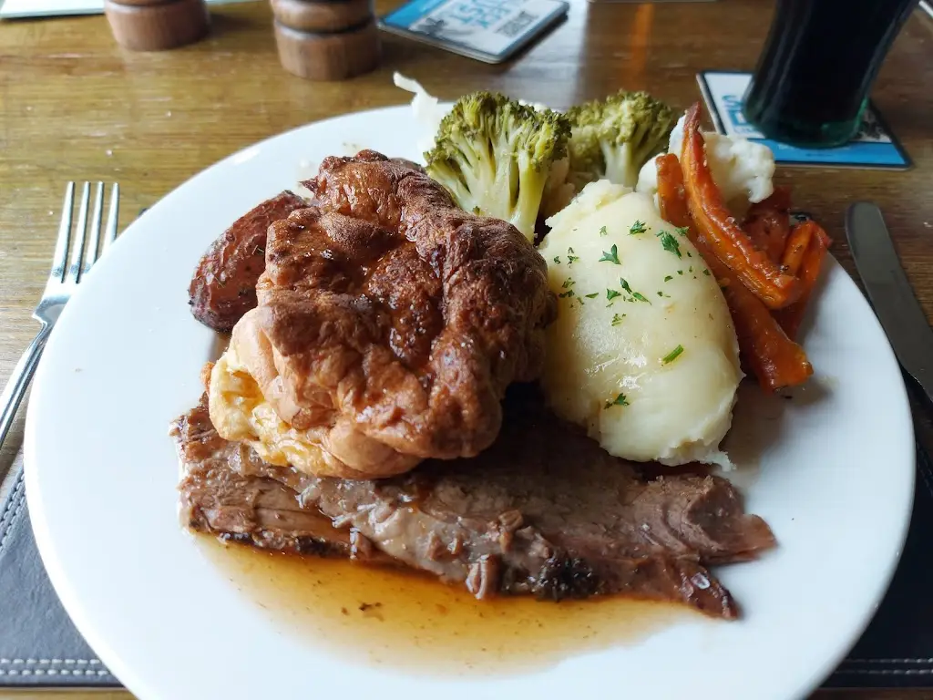 Menu_Crown & Anchor Tickton Beverley_Tickton_image_5