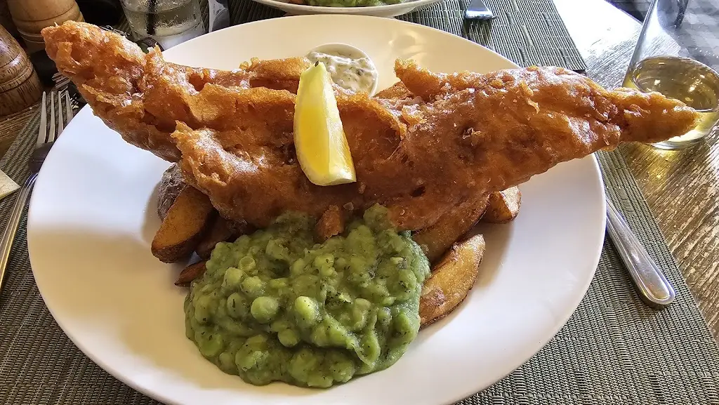 Rob Dulieu_Crown & Anchor Tickton Beverley_Tickton_review