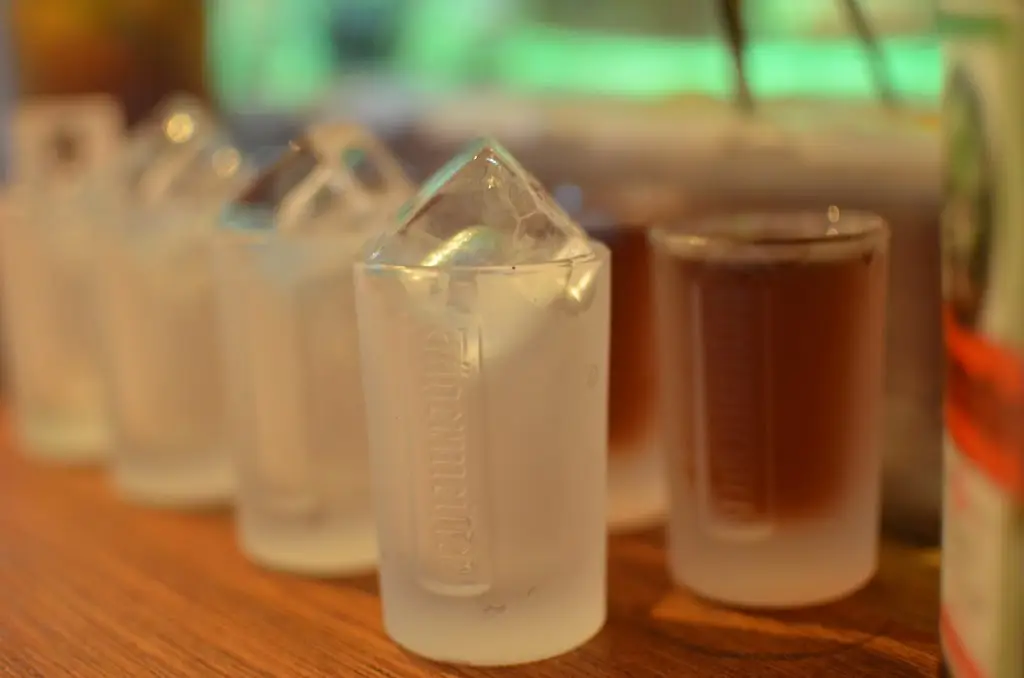 Menu_The Royal Oak_Tibshelf_image_7