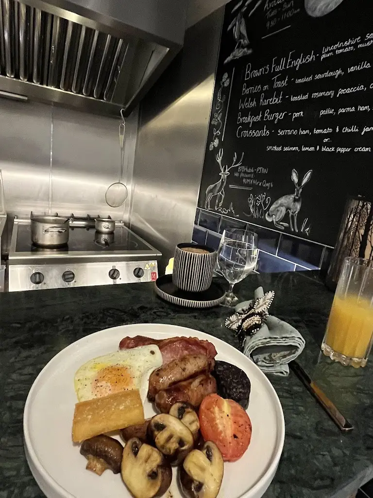 James Loveridge_Browns at the Buttercross_Tickhill_review