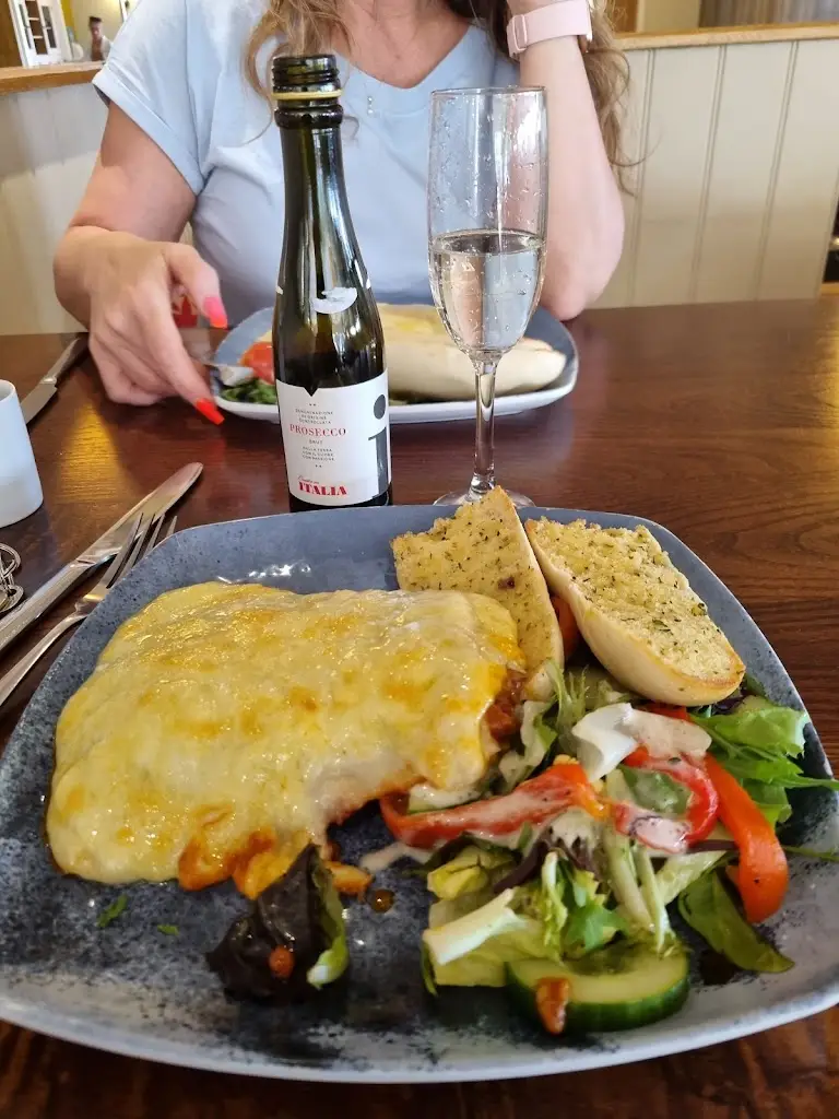 Menu_Wellington's Cafe & Bistro_Tickhill_image_8