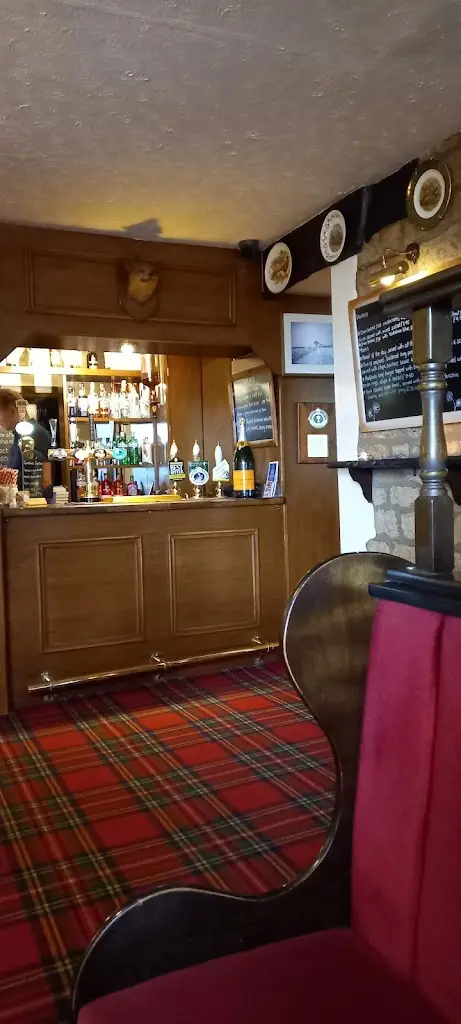 J E_The Fox & Rabbit Inn_Thornton Dale_review