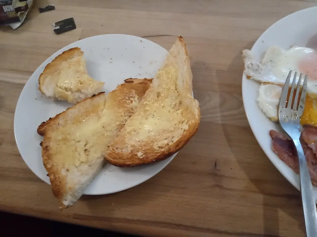 KEITH Hammond_Balderson’s Ice Cream Parlour_Thornton Dale_review