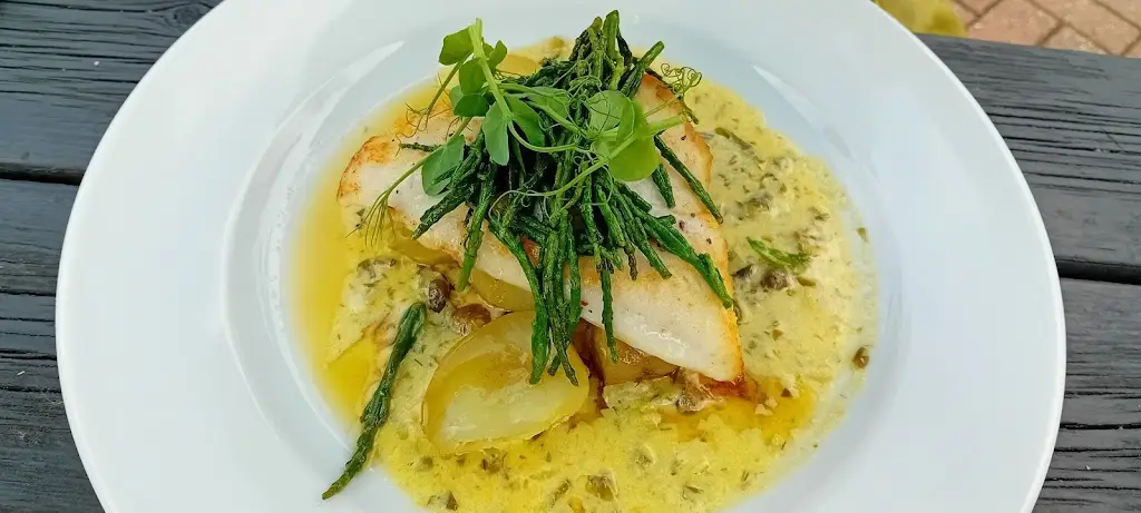 Mark Pomfret_Bickleigh Mill_Tiverton_review