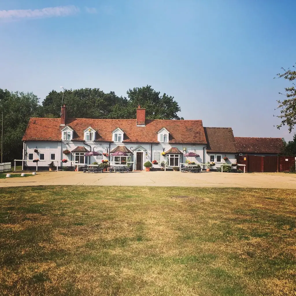 The Bell Inn_Tolleshunt Knights_slider_image_3