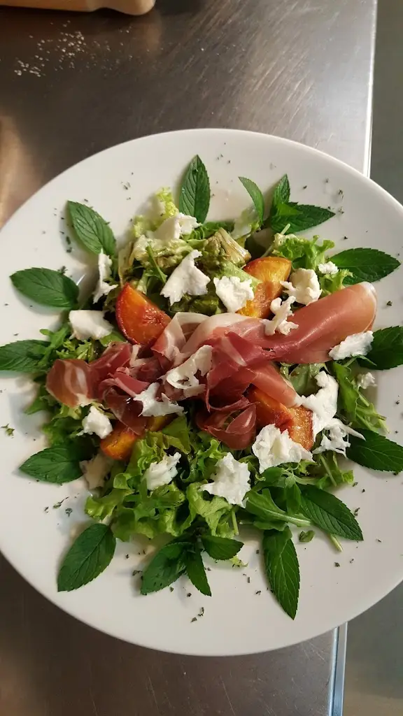 Menu_The Kings Head_Tollesbury_image_3