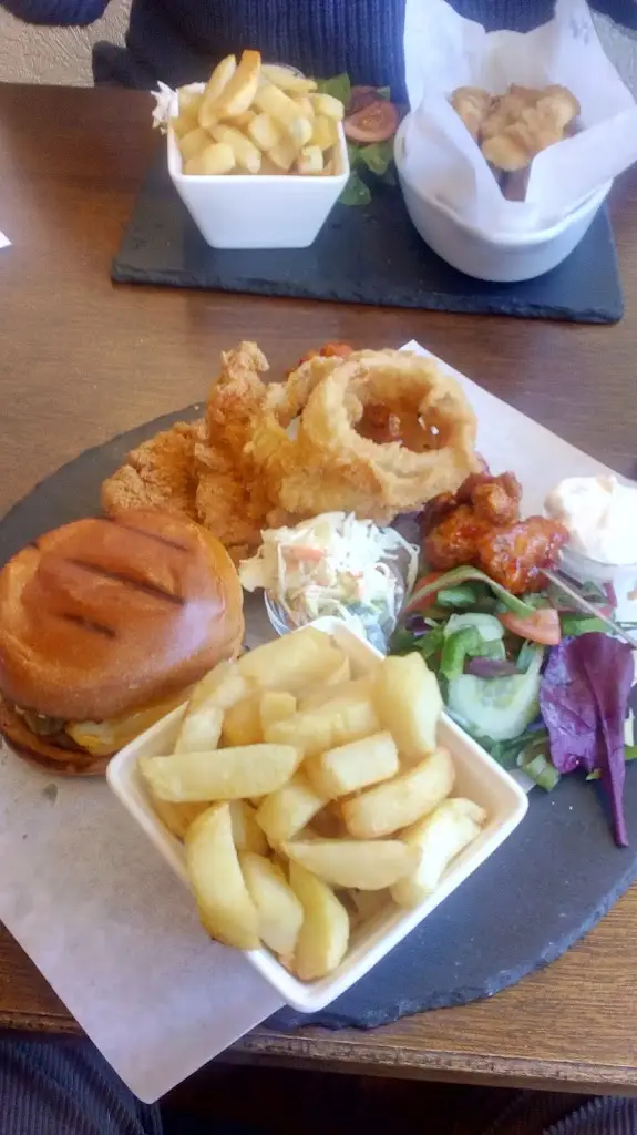 Christopher Malpas_Cafe On The Cobbles_Alford_review