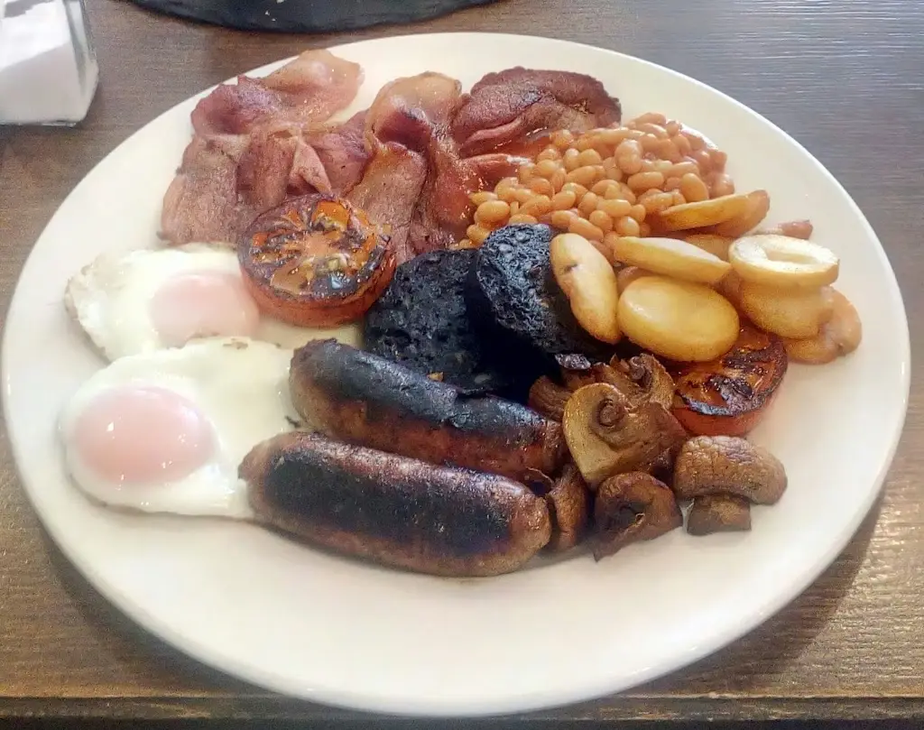 Cafe On The Cobbles_Alford_slider_image_3