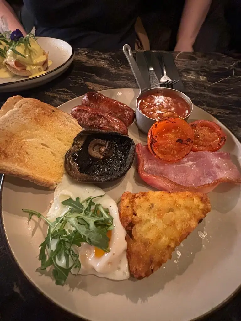 Emma Cook_Blind Cow_Bebington_review