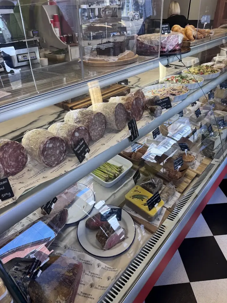 Peter Pentz_Tisbury Delicatessen_Tisbury_review