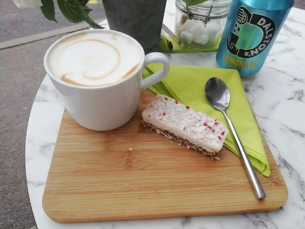 Ally_Tisbury Delicatessen_Tisbury_review