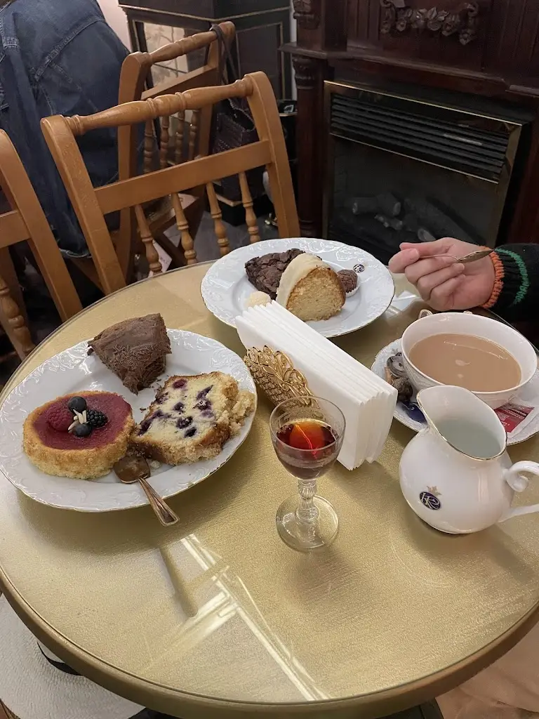 Christopher Johnson_The Royal Oak_Tisbury_review