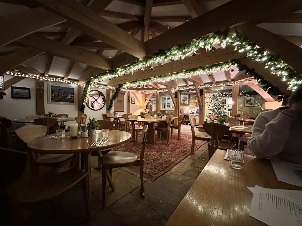 The Royal Oak restaurant in Tisbury