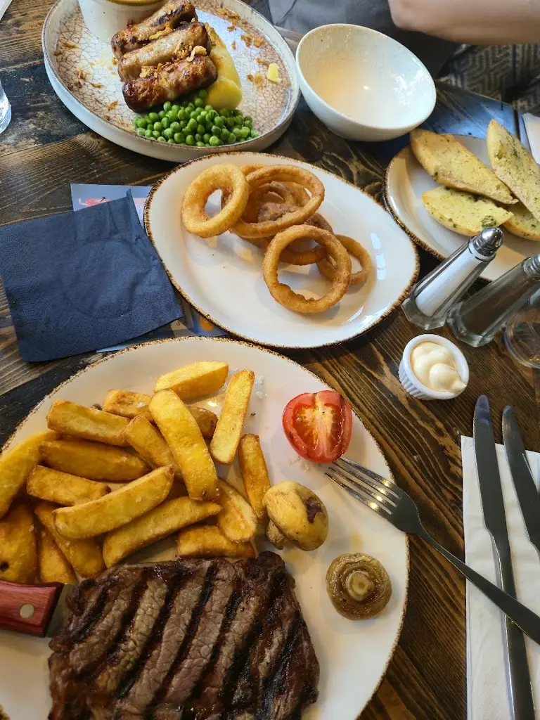 YJ Chang_The Fancott_Toddington_recensione