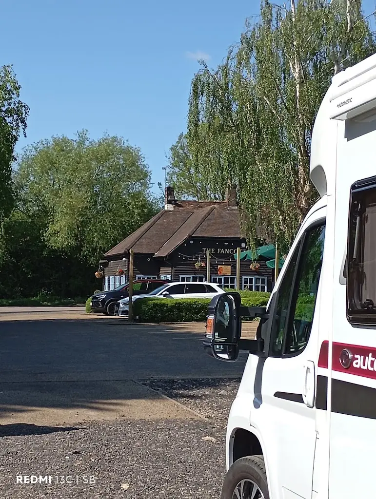 Sharon_The Fancott_Toddington_recensione