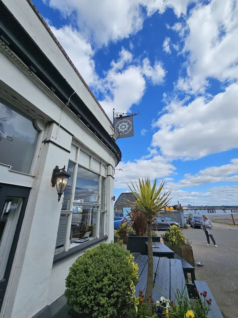 Katie Horsfield_The Refreshment Rooms_Bebington_recensione