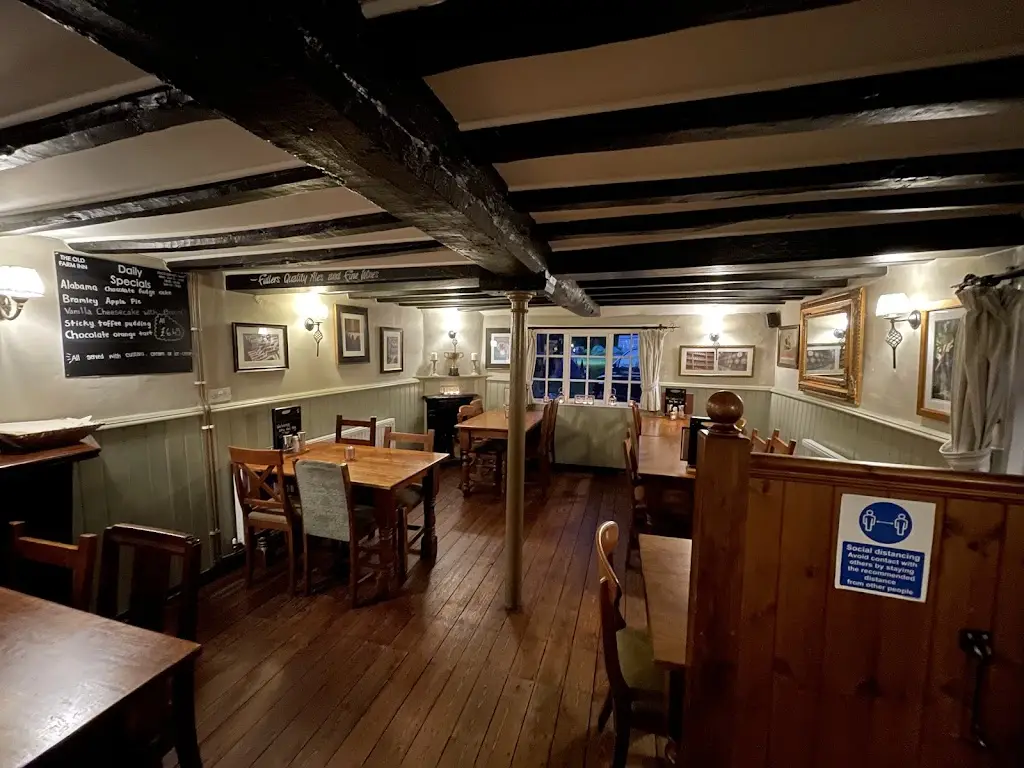 The Old Farm Inn_Totternhoe_slider_image_1