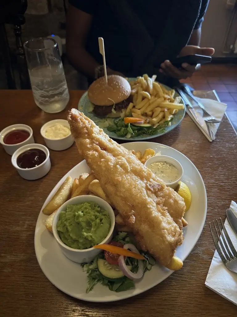 Diana Fox_The Cross Keys _Totternhoe_review