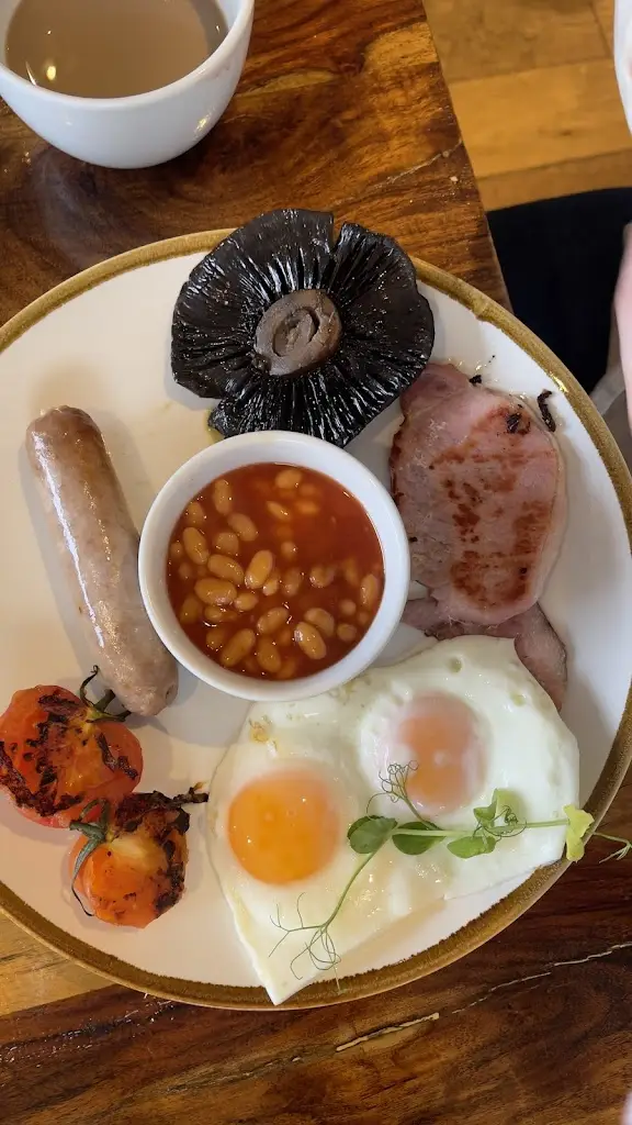 Sergii_The Cornishman Inn_Tintagel_review