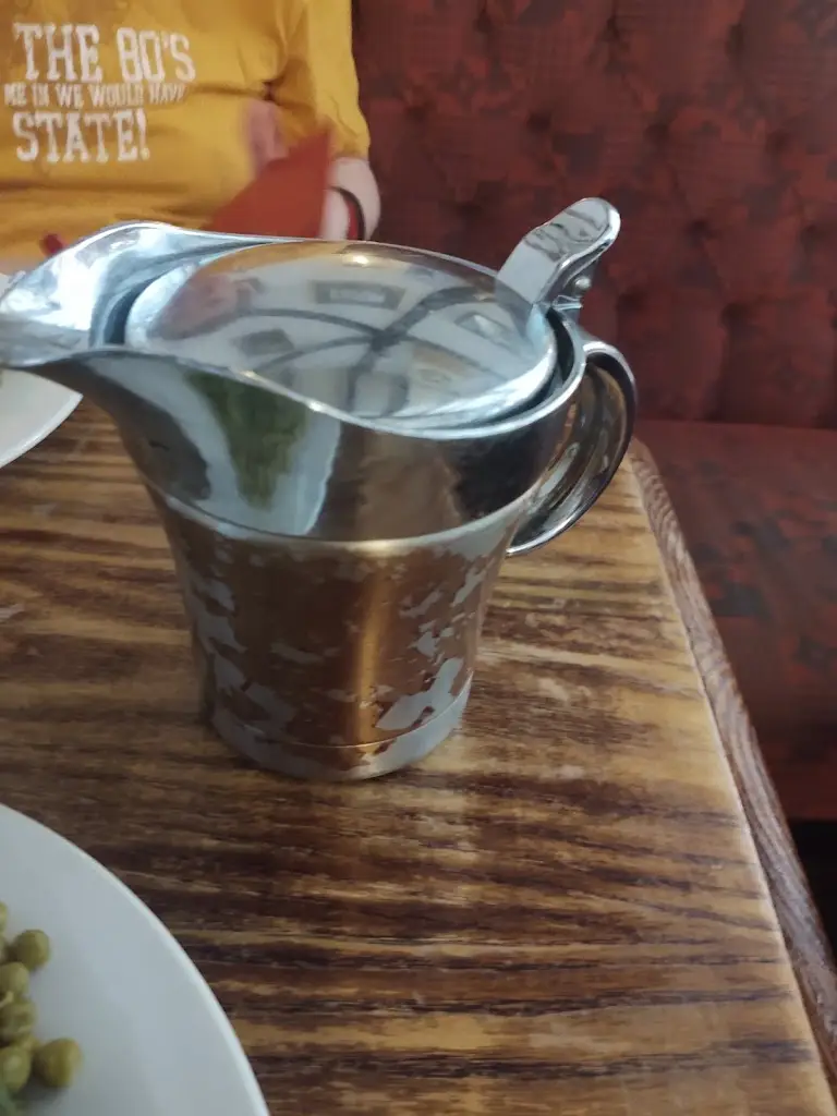 Barb Griswold_Travellers Rest_Bebington_review