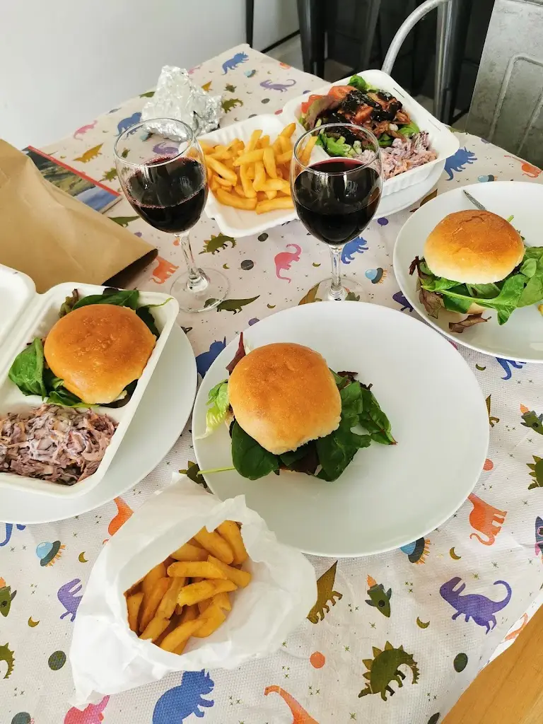 simon truran_Tintagel Duck Truck_Tintagel_review