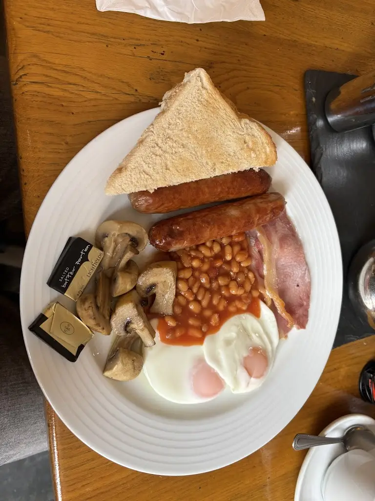 Lee Daniel_The Riverside (Guest Accommodation & Coastal Restaurant)_Tintagel_review