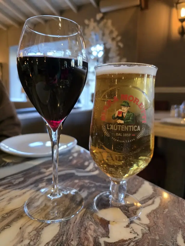 Lee J_Carmelo's_Tottington_review