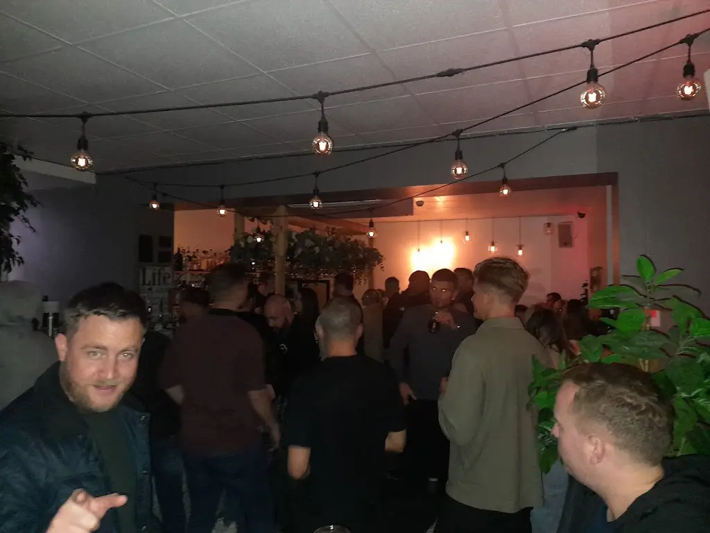 Philip “Phil” Watson_Stanley's of Tottington_Tottington_review