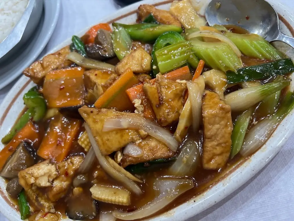 Tam Jatupornpakdee_Phoenix Palace Restaurant_Town Row_review