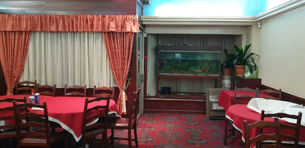 Phoenix Palace Restaurant restaurant in Town Row