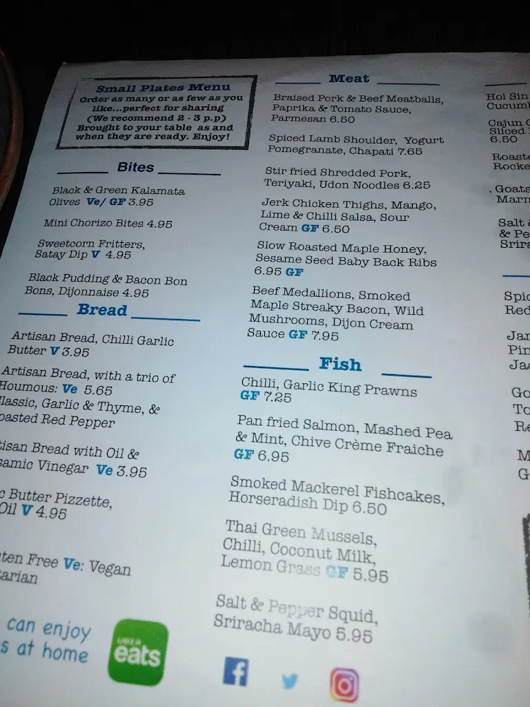 Jayne Thompson_51 Mill Lane Bar | Kitchen | Garden_Town Row_review