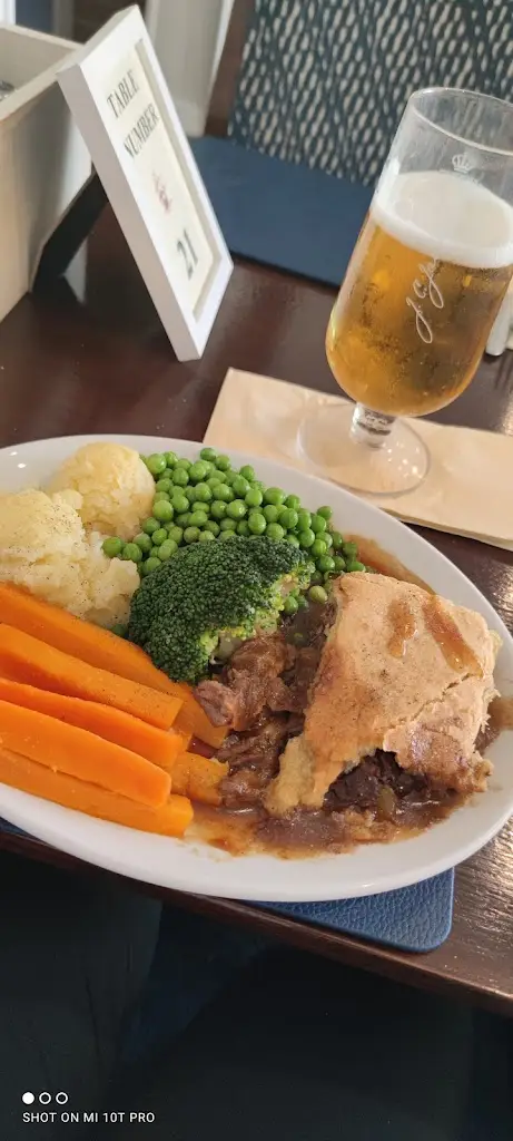 Menu_The Ship Inn_Tiptree_image_8