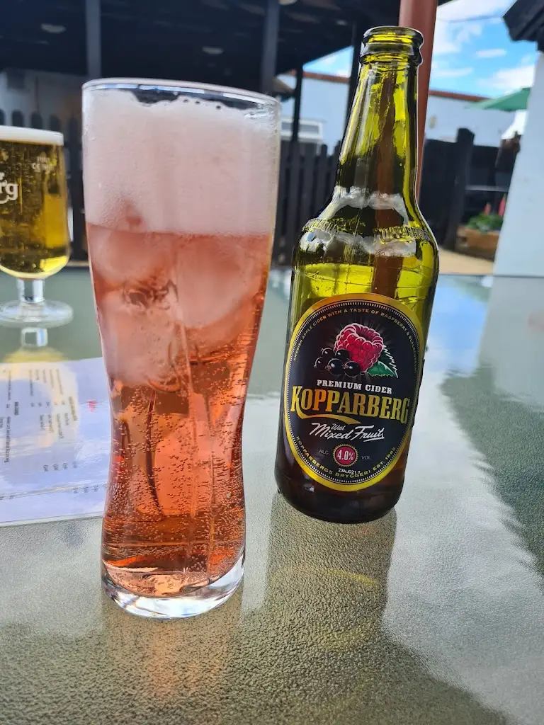 Tatiana Leech_The Bonnie Blue Oak_Tiptree_review