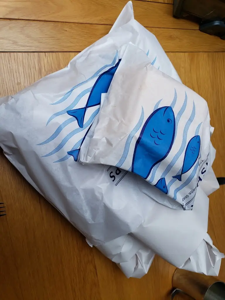 Daniel King_Chris's Fish Bar_Tiptree_review